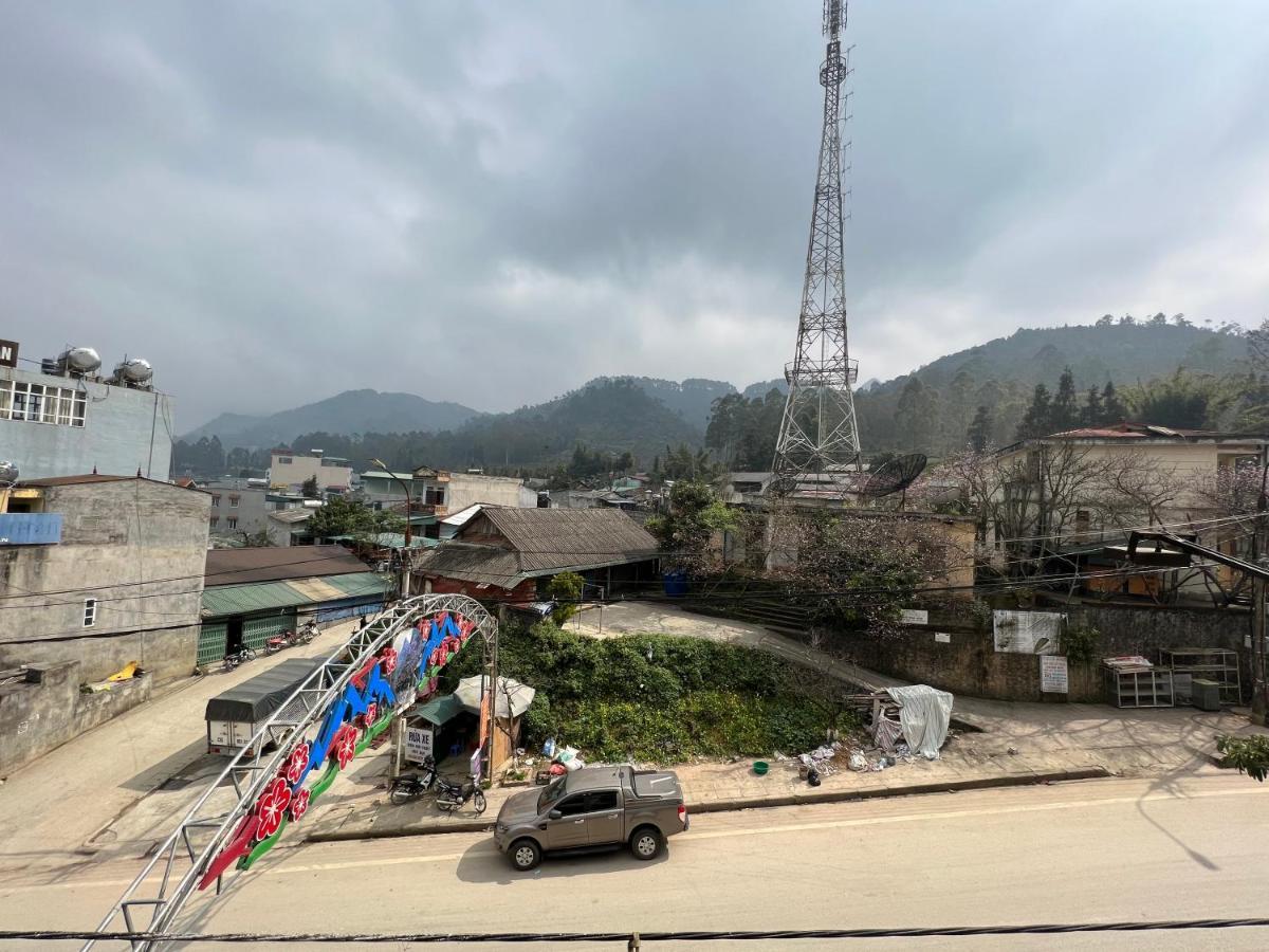 Nhà Nghỉ Thái Tâm Dong Van  Exterior foto