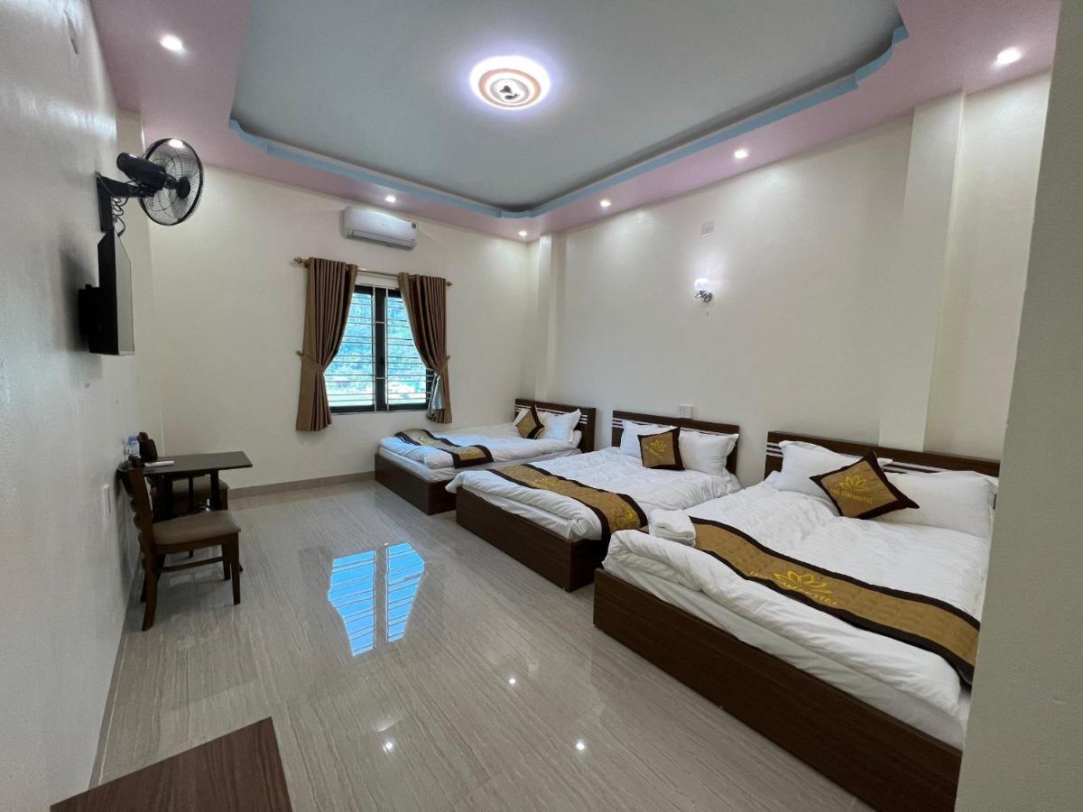 Nhà Nghỉ Thái Tâm Dong Van  Exterior foto
